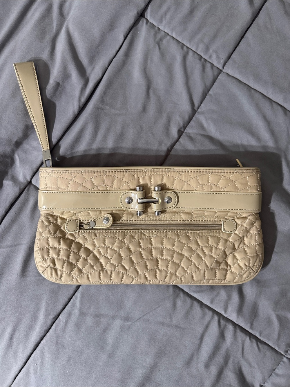 Vera Bradley Bistro Clutch